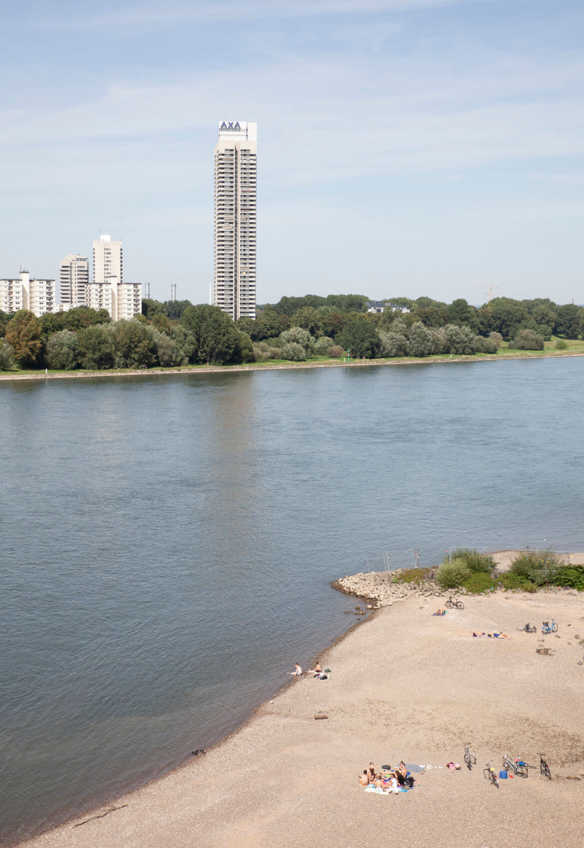 Rhein | Köln | Axa | Hochhaus